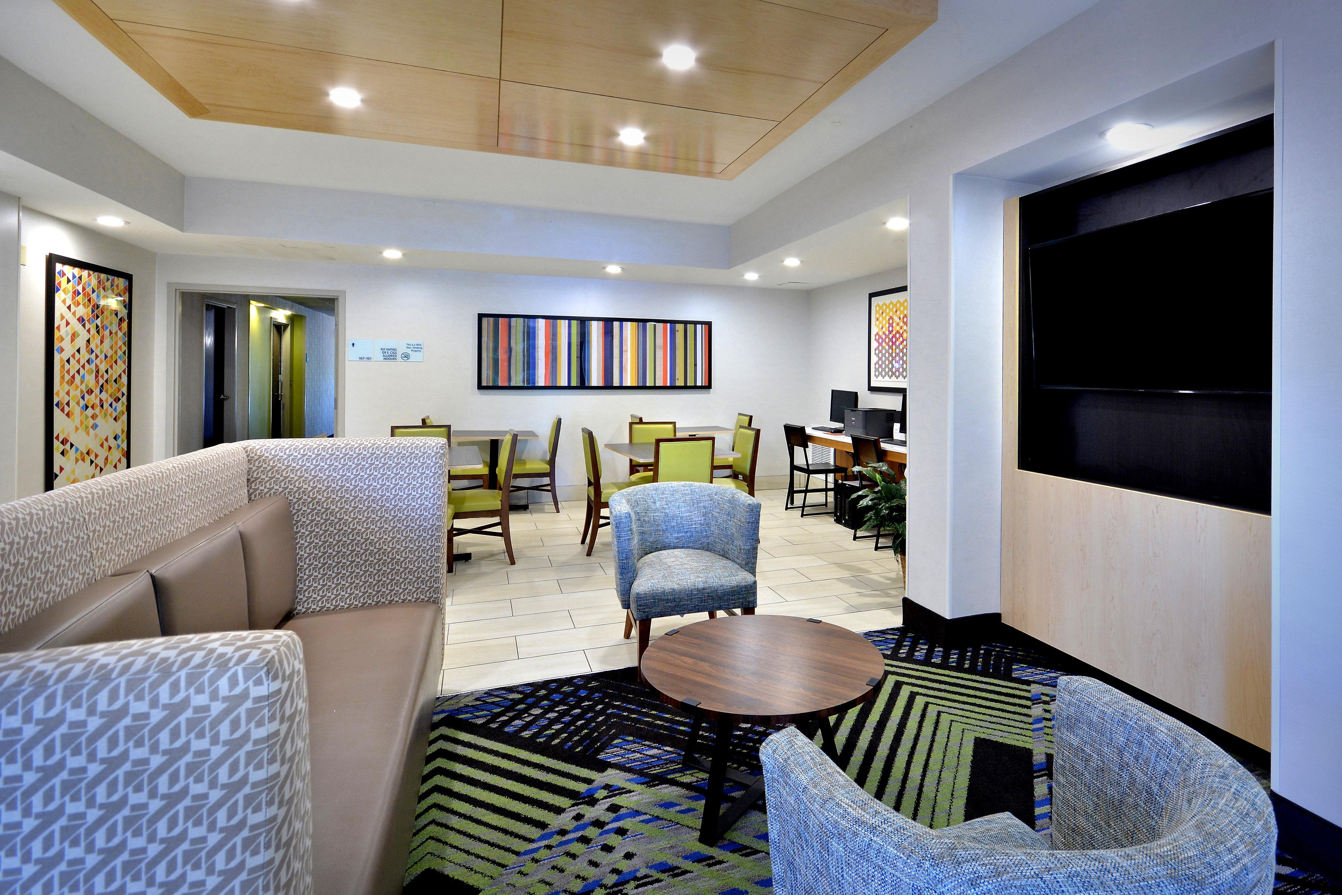 Express By Ihg Hotel